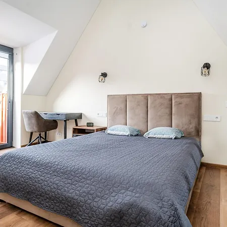 Apartment Cozy Attic Self Check In *