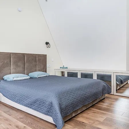 Cozy Attic Self Check In *