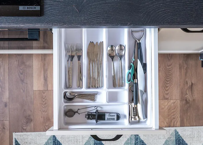 Cozy Attic Self Check In *